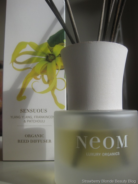 [Neom-Organics-Sensous-Diffuser-Review%255B5%255D.jpg]