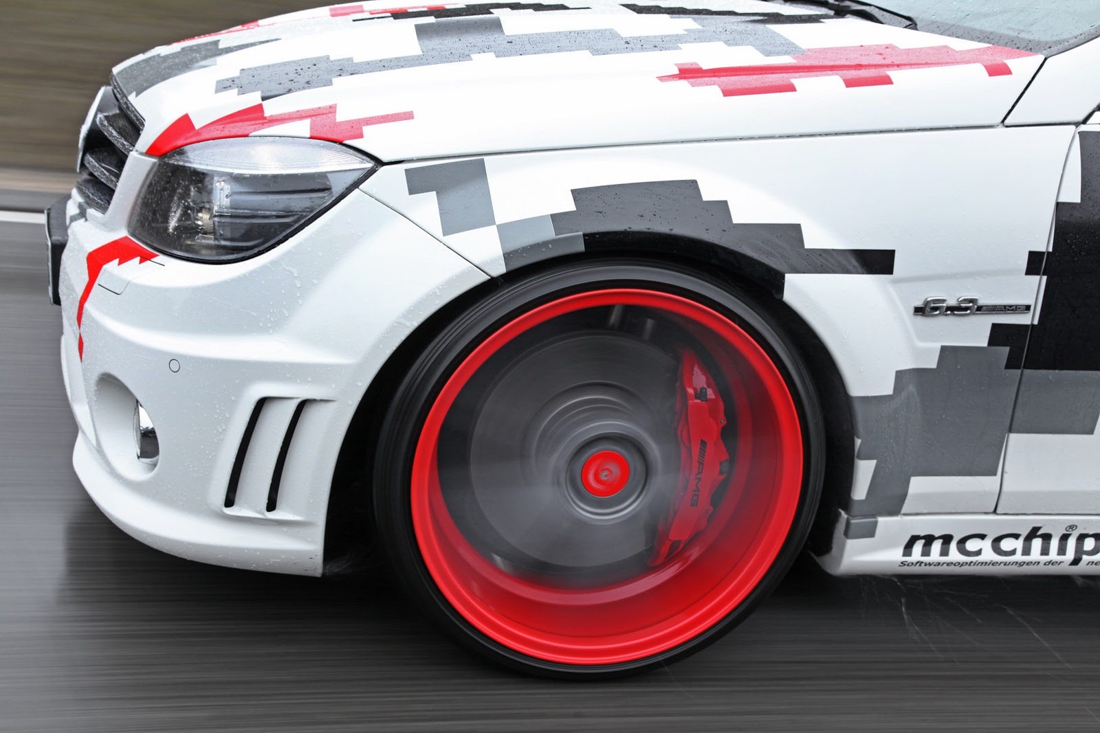 [Mcchip-Mercedes-C63-AMG-2%255B2%255D.jpg]