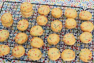 Funfetti Cookies by Baking Makes Things Better (3)