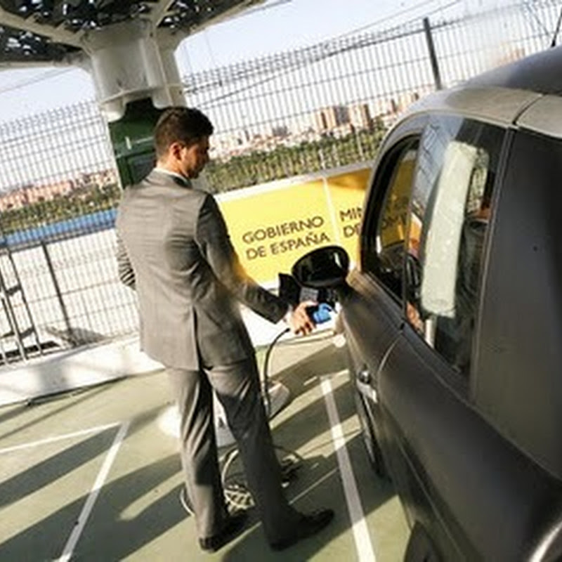 Nuevas “Ferrolineras” para recargar coches eléctricos en España