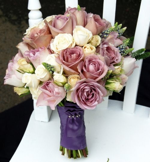 [Planet-Flowers---Wedding-Bouquet-25.jpg]