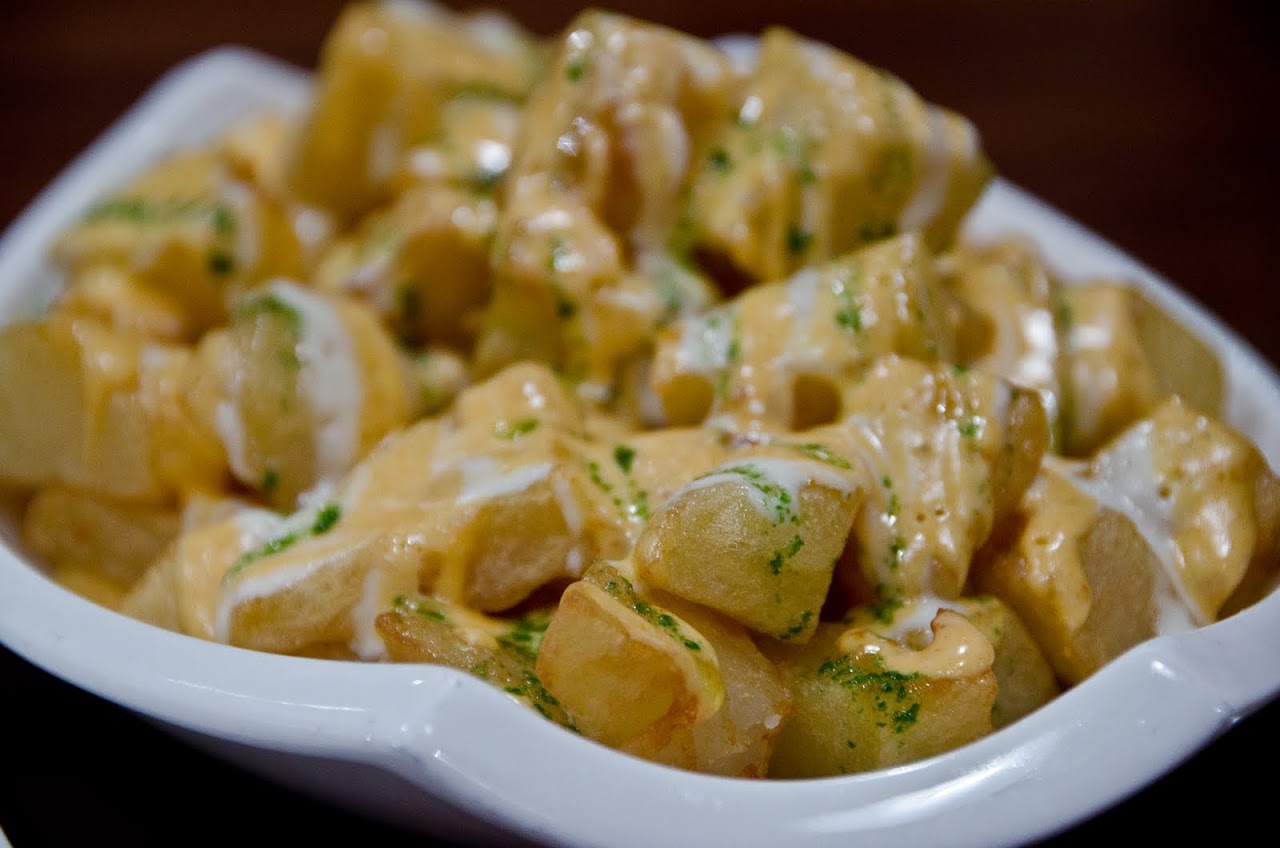 Patatas bravas