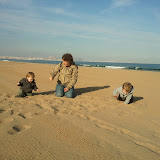 En tur på stranden i Spanien med Middelhavet i baggrunden &ndash; 24-feb-2011
