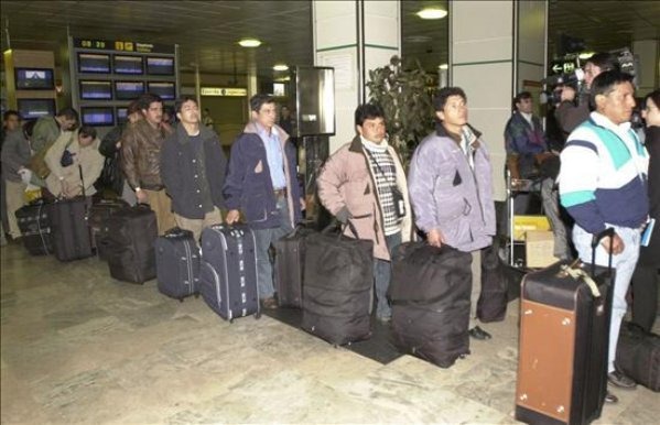 [EMIGRANTES-3%255B3%255D.jpg]