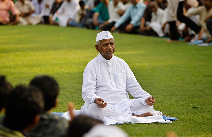 [anna-rajghat-latest23.jpg]