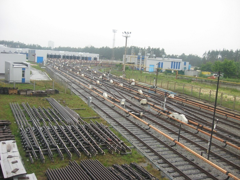 Метро_Харьковское_39.jpg