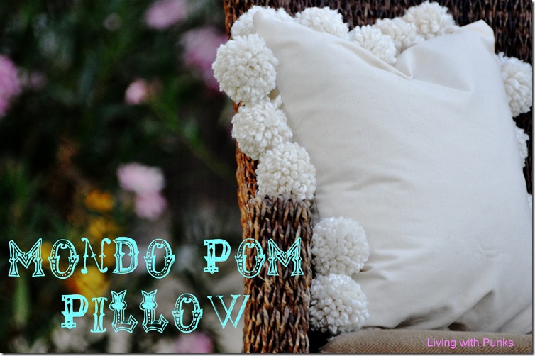 mondopompompillow header