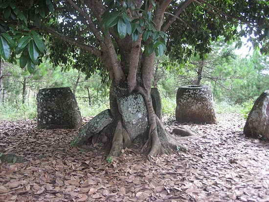 [Plain-of-Jars_Phonsavan_08%255B3%255D.jpg]