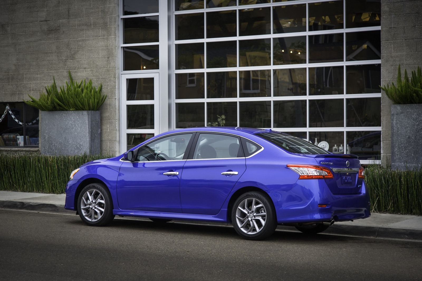 [Nissan-Sentra-5%255B2%255D.jpg]