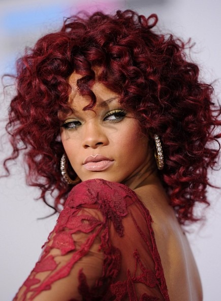 [Rihanna%252B2010%252BAmerican%252BMusic%252BAwards%252BArrivals%252BrwDNnaxHD81l%255B7%255D.jpg]