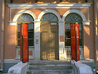 Entrance door Entrance door