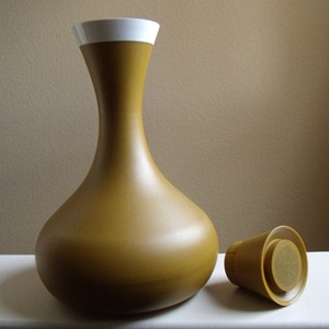 David Douglas Therm Ware carafe, harvest gold David Douglas Therm Ware carafe, harvest gold