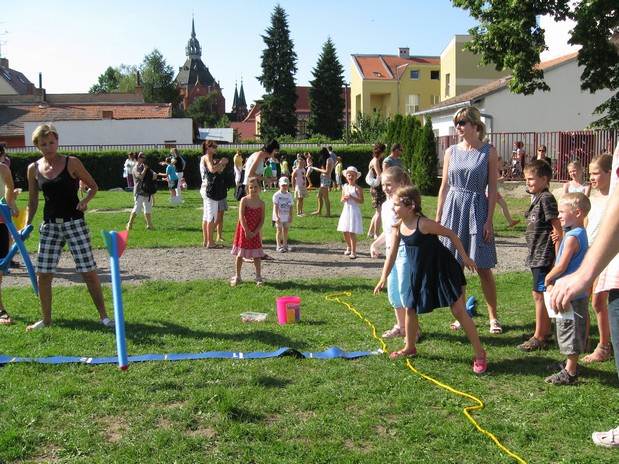 zahradni_slavnost_11_12 (71).JPG