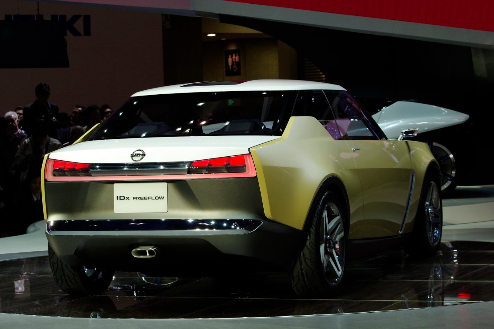 [Nissan-09_1%255B2%255D.jpg]