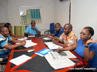 Une réunion de l'équipe de dialogue entre Congolais.