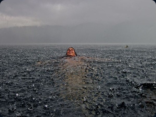 rainstorm-swim-chile rainstorm-swim-chile