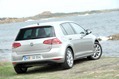 2013-Volkswagen-Golf-26