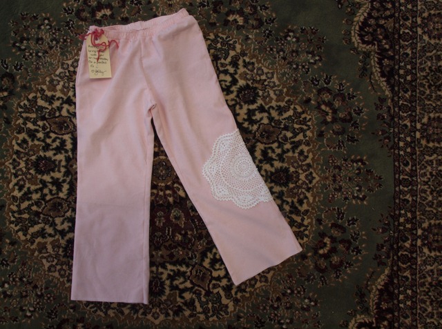 [pink%2520doily%2520pants%255B3%255D.jpg]