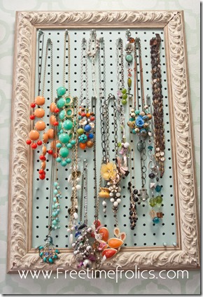 necklace storage