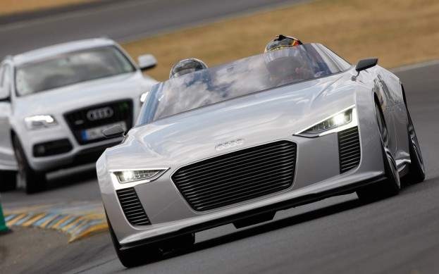 [2012-Audi-e-tron-Spyder-Concept%255B2%255D.jpg]