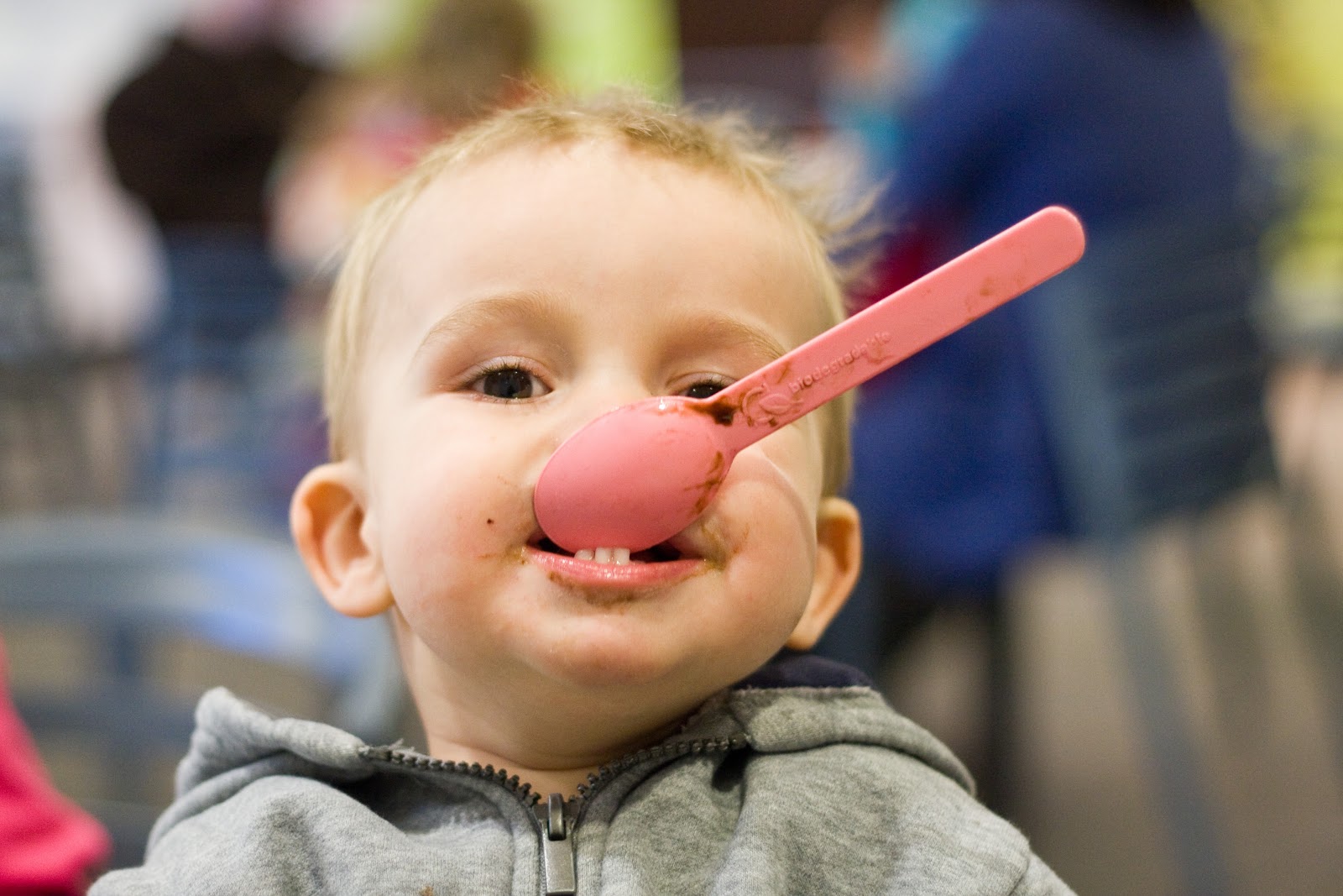 [12.3.12-yogurtland-jacob-34.jpg]