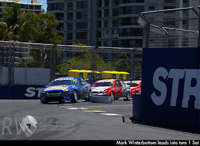 Mark Winterbottom leads into turn 1 Sat