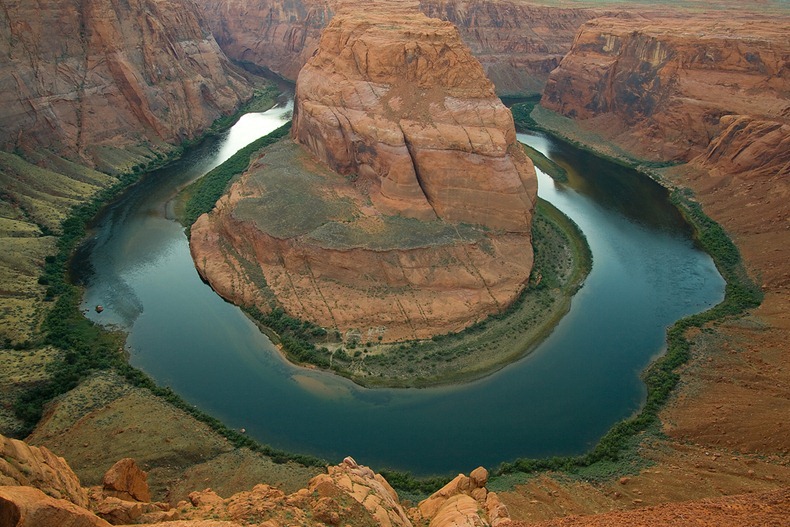  "حدوة بيند" أحد المناظر الطبيعية التي تحبس الأنفاس Horsehoe-bend-1%25255B5%25255D