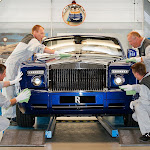2011 Rolls-Royce Phantom Drophead Coupe 04.jpg