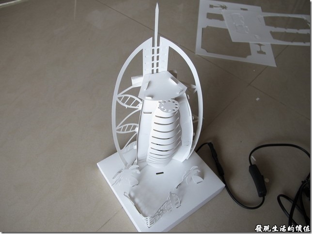 DIY紙箱王紙模型-杜拜帆船飯店
