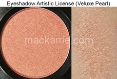 c_ArtisticLicenseVeluxePearlEyeshadowMAC3