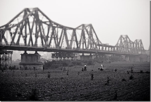 Long Bien Bridge