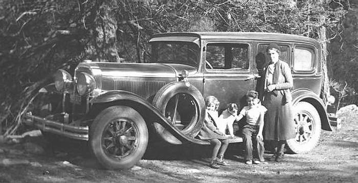 [1931_Buick_4_Door_Sedan-nov173.jpg]