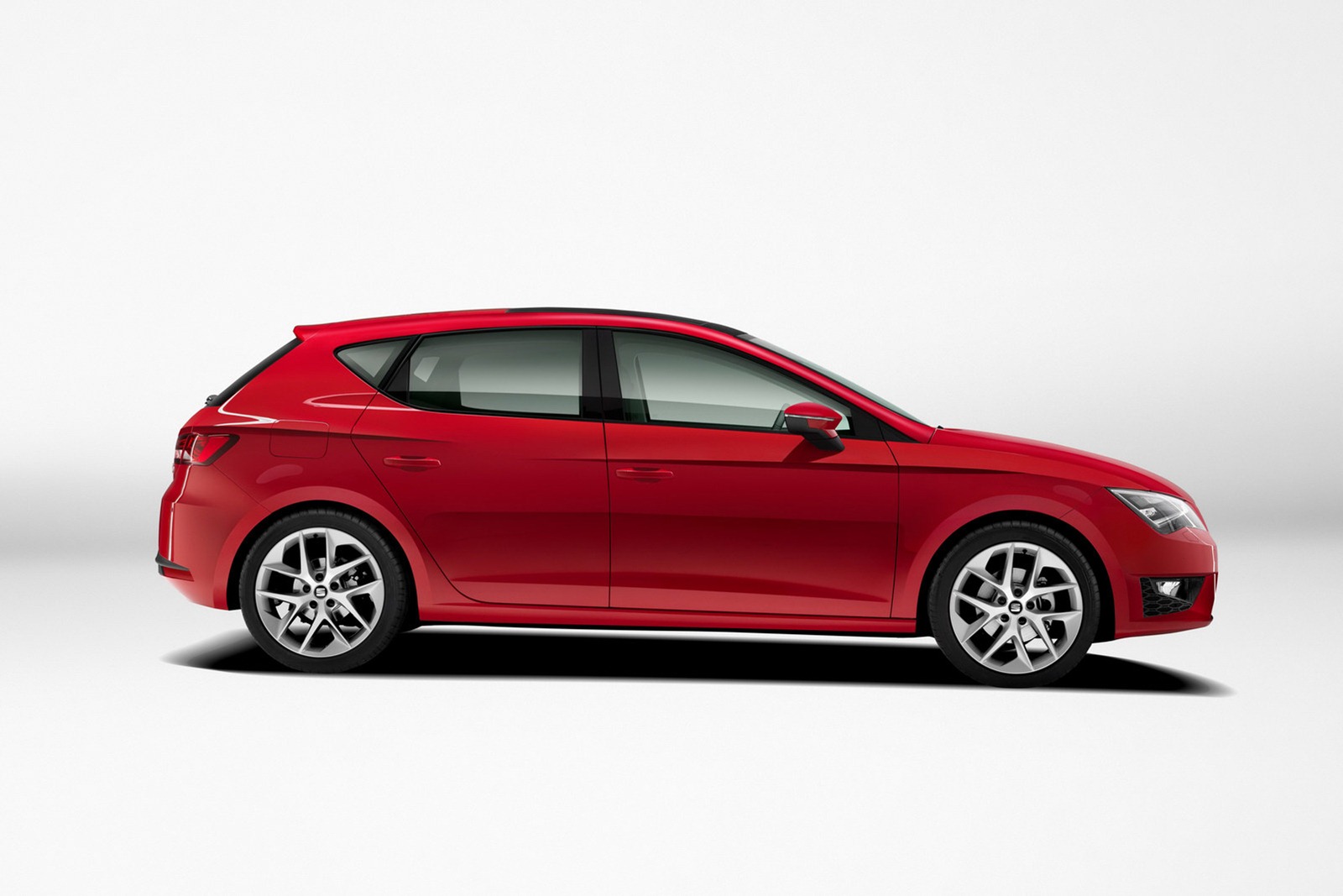 [2013-Seat-Leon-17%255B2%255D.jpg]