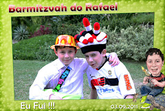 Fotos do evento Rafael - 03.09.11. Foto numero 005 da Social Click Fotografia Digital, do Rio de Janeiro, RJ, que faz fotos divertidas, fotos malucas, fotos com fantasias, fotos na hora, fotografia maluca, fotografia divertida com molduras personalizadas. fotos divertidas malucas foto maluca animadas animado rj rio de janeiro divertida fantasia animada aniversario 15 anos fotografos casamento fotografia noivos fotografias digital