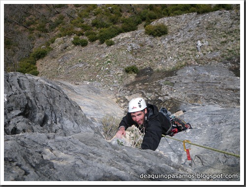 Via Diedro Sajuma 190m 6b  (6a A0 Oblig) (Peña Solano, Escarrilla) (Isra) 9502