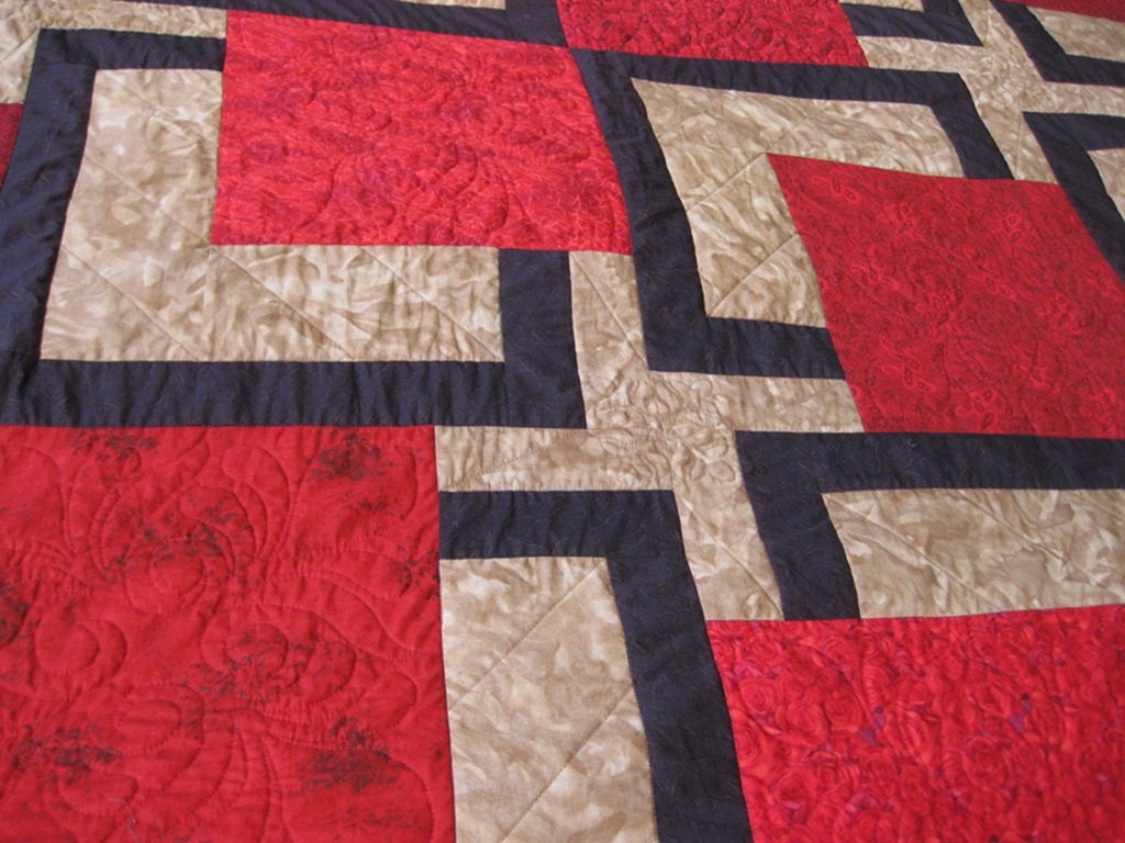 [Couch%2520quilt%2520done%2520close%2520up%255B12%255D.jpg]
