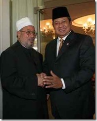Syaikh Yusuf Qaradhawi dengan Sby