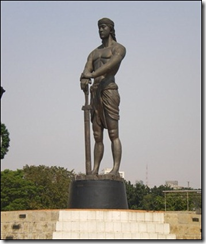 lapu-lapu statue in luneta park manila