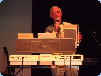 Peter Jackson sang whilst using his Korg Pa1X for the background arrangement.