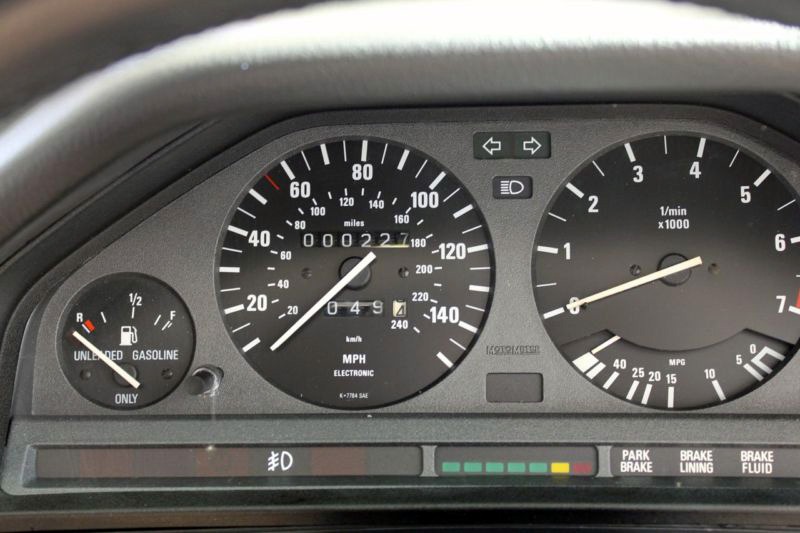 [1993-BMW-325i-Convertible-2%255B3%255D.jpg]