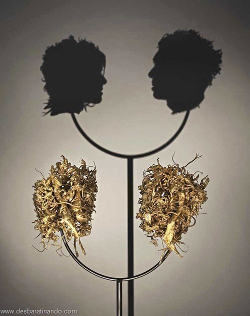 arte das sombras desbaratinando rubbish shadow sculptures tim noble sue webster (1) arte das sombras desbaratinando rubbish shadow sculptures tim noble sue webster (1)