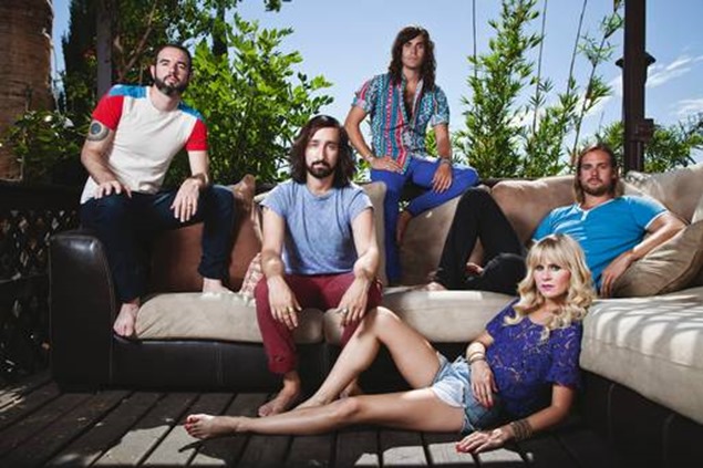 youngblood hawke 01