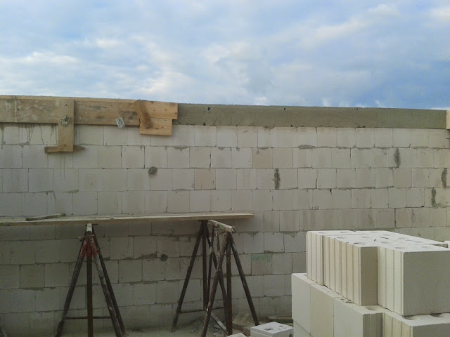 Unser Bautagebuch: Ringanker für Garage fertig