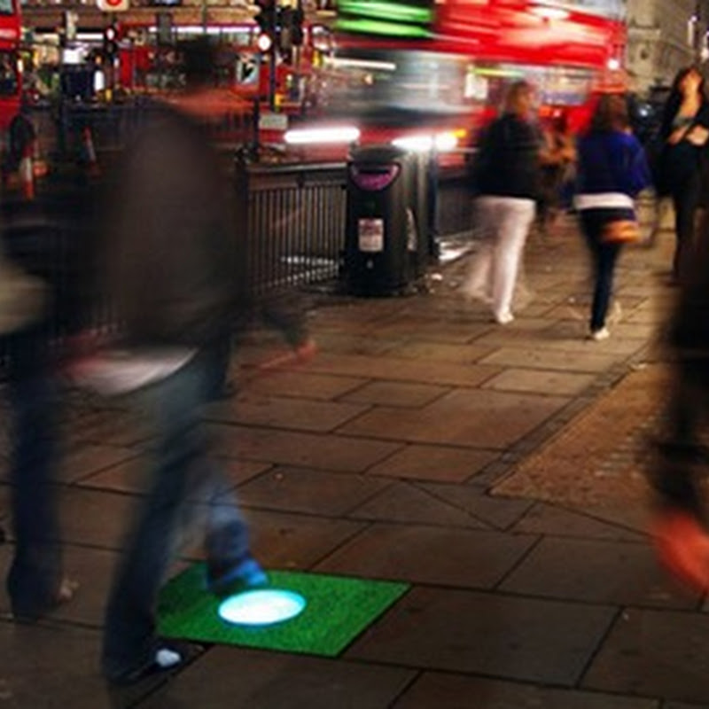 Baldosas que captan energía cinética al andar para luego iluminar
