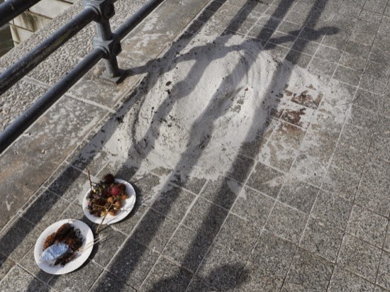 P1150271.jpg The remains of some burnt things, and a plate