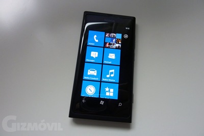 [Nokia-Lumia-800%255B2%255D.jpg]