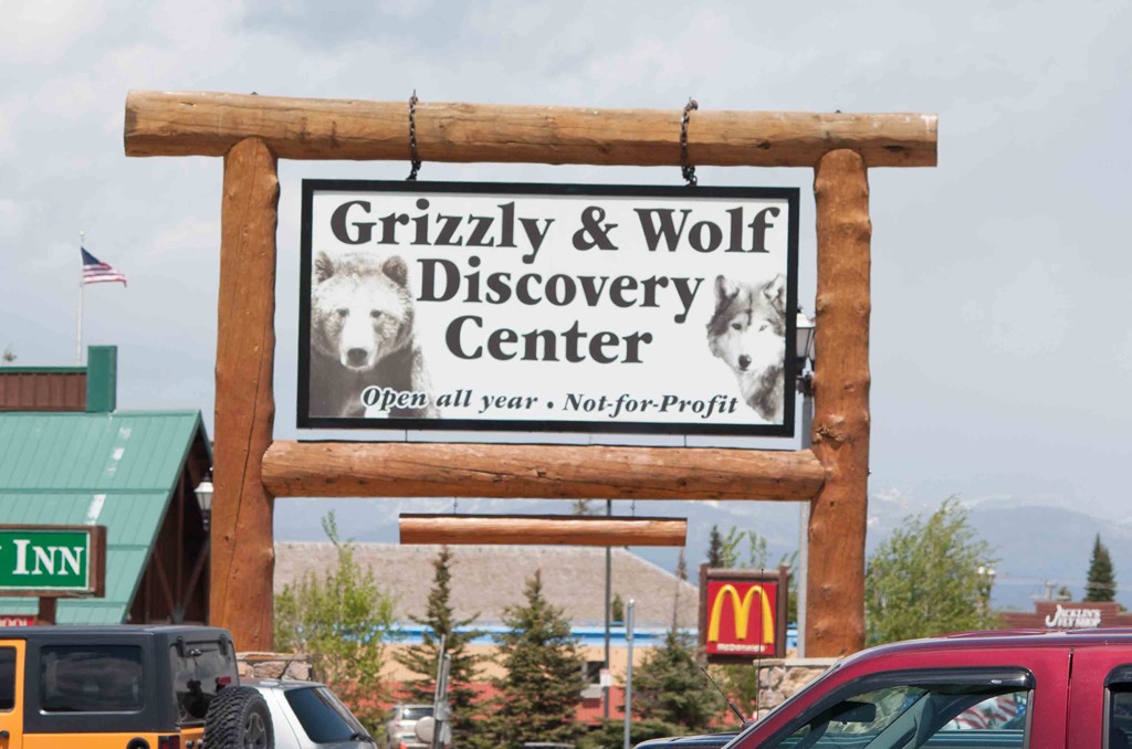 [Grizzly-sign-1-of-18.jpg]