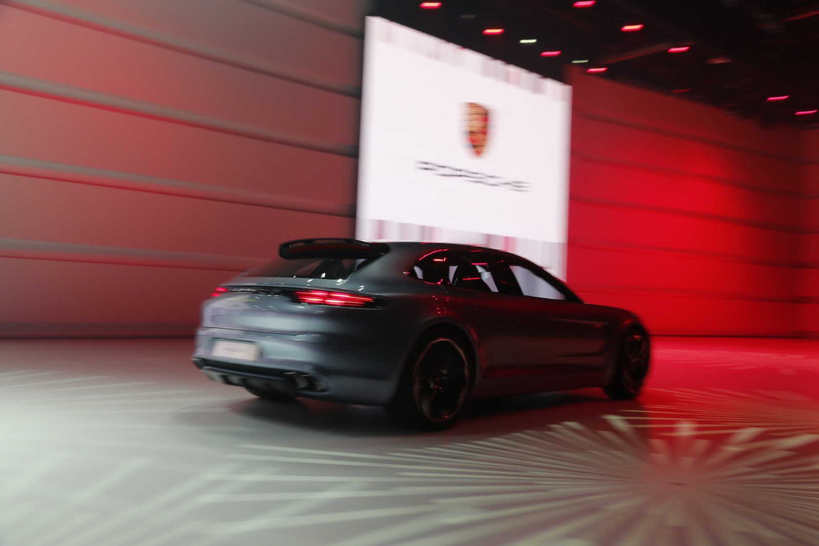 [Porsche-Panamera-Sports-Turismo-C-24%255B2%255D.jpg]