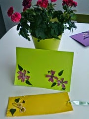 Separadores de libros con flores secas Separadores de libros con flores secas