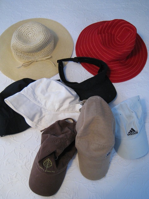 [closet_hats_athomewithh%255B7%255D.jpg]